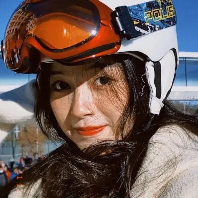 粉红色和铲子